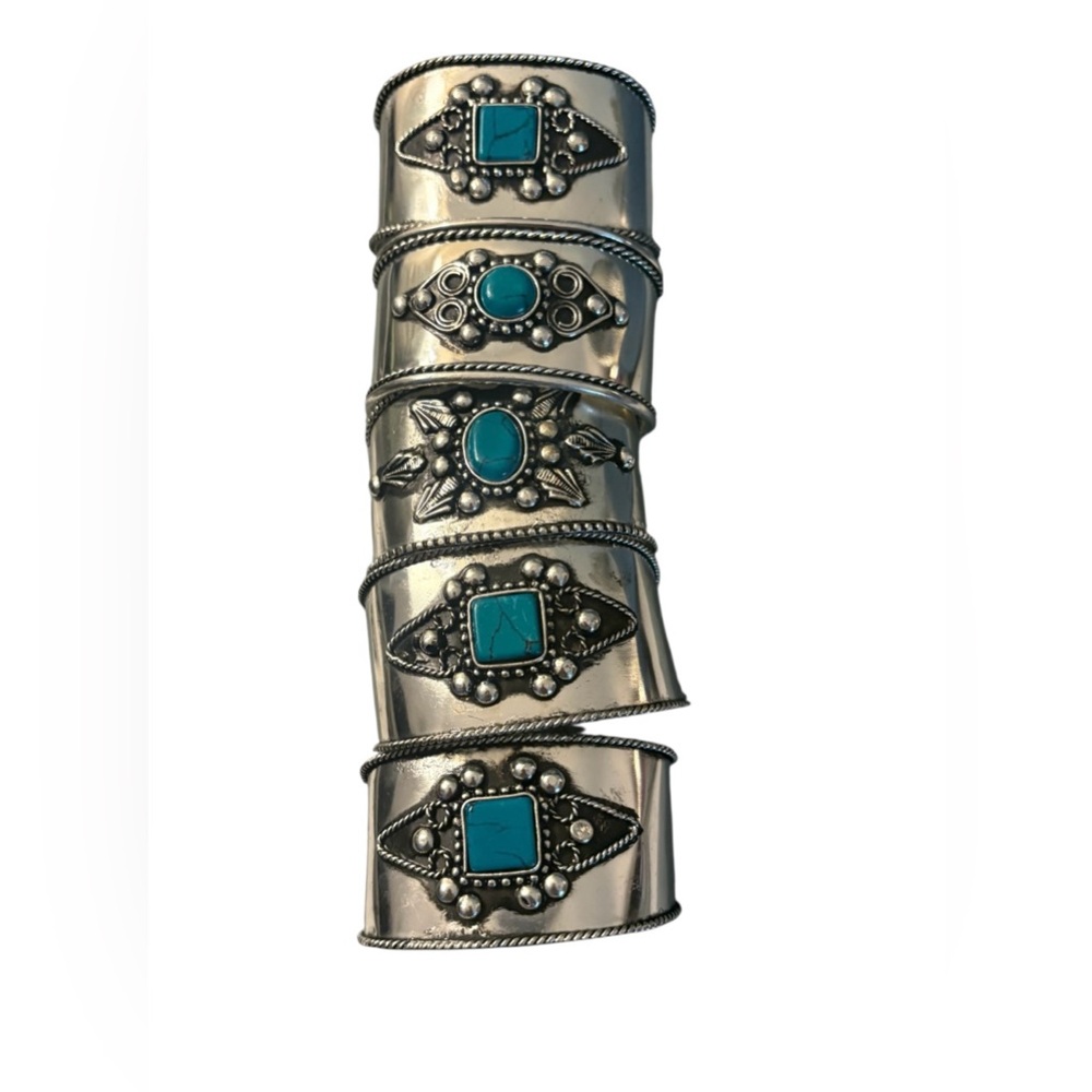Charlie Paige Gorgeous Silver and Turquoise Cuff Bracelet​​ - Picture 6 of 6